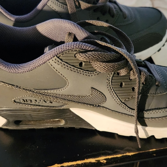 Nike Air Max 90 - Picture 12 of 16